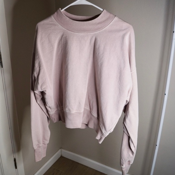 TALENTLESS Heavyweight blush crop Crewneck - Picture 3 of 5